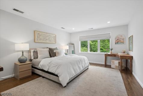 39 Eagle Nest Road Morris NJ 07960
