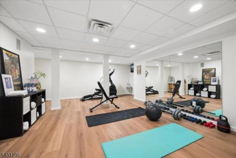 39 Eagle Nest Road Morris NJ 07960
