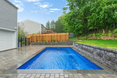 450 Herrick Drive Rockaway NJ 07801