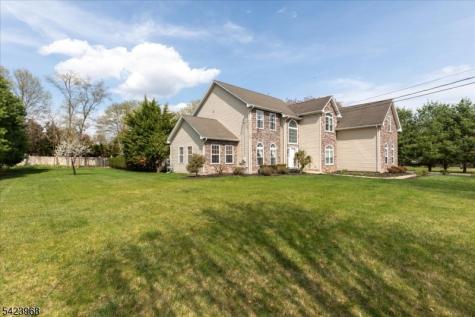 2 Nicole Drive Franklin NJ 08873