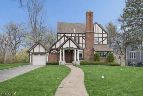 86 Crescent Avenue Passaic NJ 07055