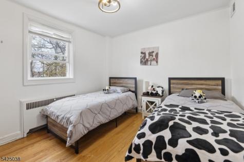 86 Crescent Avenue Passaic NJ 07055