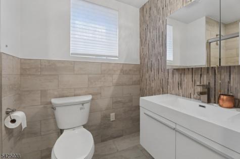 86 Crescent Avenue Passaic NJ 07055
