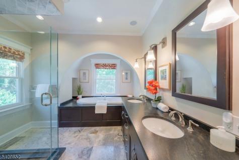 15 Brunswick Road Montclair NJ 07042