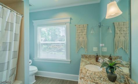 15 Brunswick Road Montclair NJ 07042