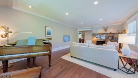15 Brunswick Road Montclair NJ 07042