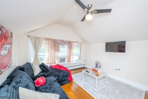 160 Mt Vernon Street Ridgefield Park Village NJ 07660