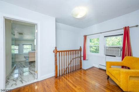 160 Mt Vernon Street Ridgefield Park Village NJ 07660