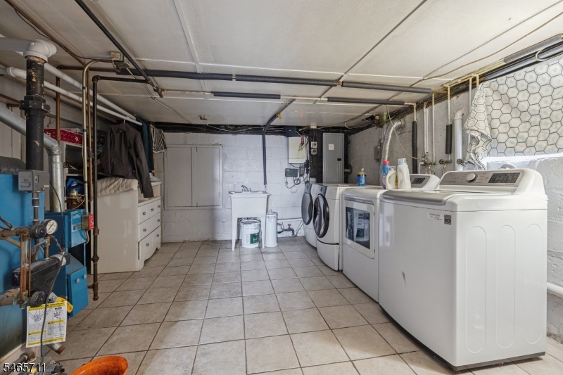 33 Adelaide Street Belleville NJ 07109