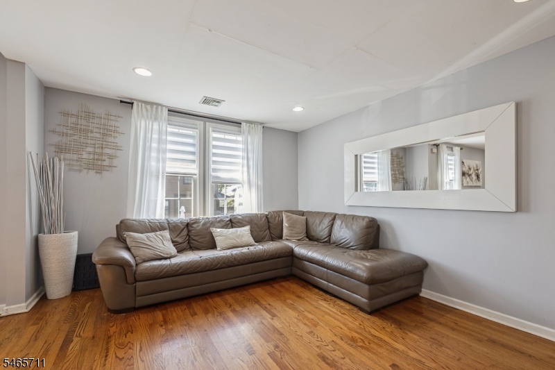 33 Adelaide Street Belleville NJ 07109