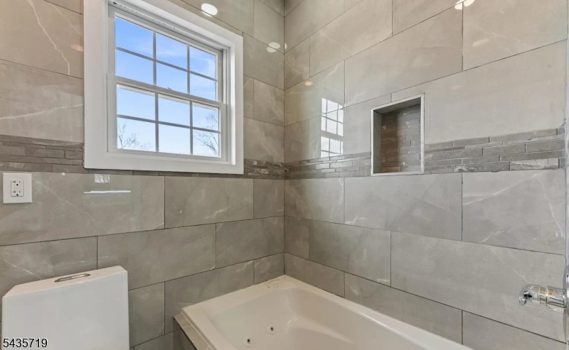 1855 Woodland Avenue Edison NJ 08820