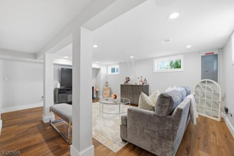 307 N Farview Avenue Paramus NJ 07652