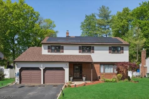 24 Sandalwood Drive Edison NJ 08820
