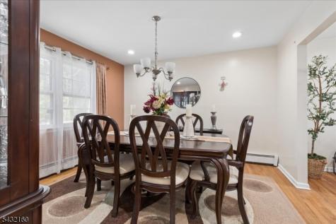 24 Sandalwood Drive Edison NJ 08820