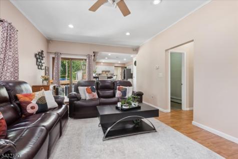 24 Sandalwood Drive Edison NJ 08820