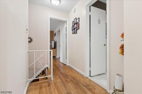 24 Sandalwood Drive Edison NJ 08820