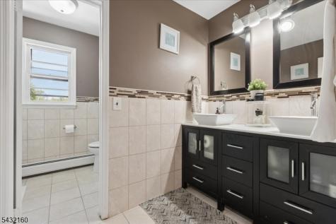 24 Sandalwood Drive Edison NJ 08820