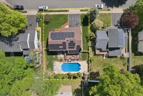 24 Sandalwood Drive Edison NJ 08820