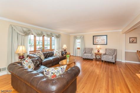 4 Oak Ridge North Caldwell NJ 07006
