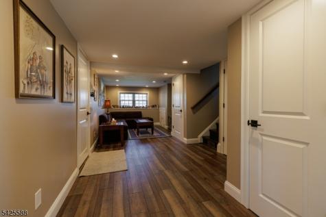 27 Schuyler Drive Clark NJ 07066