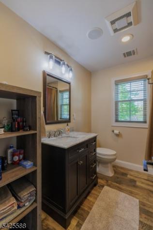 27 Schuyler Drive Clark NJ 07066