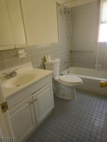 37 Linden Road Wayne NJ 07470