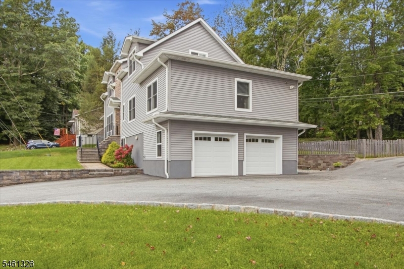 677 Canistear Road Vernon NJ 07422