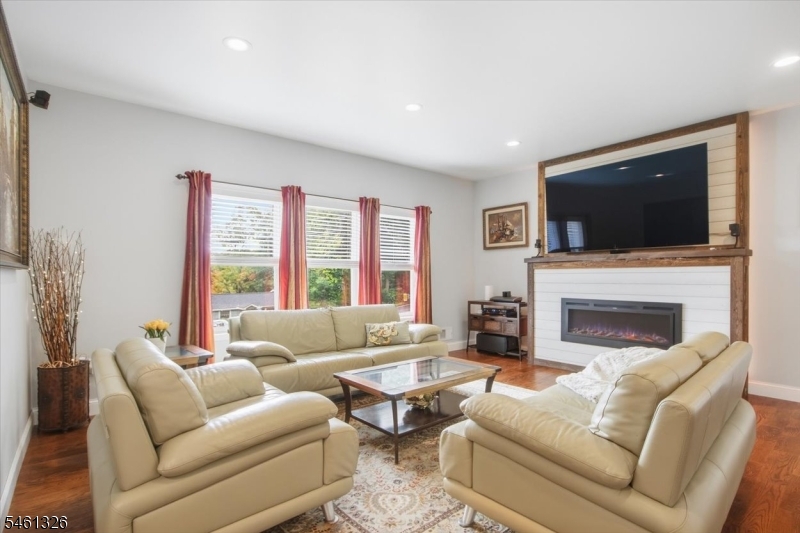 677 Canistear Road Vernon NJ 07422