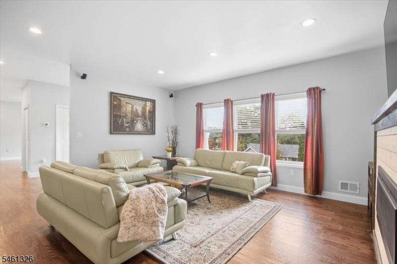 677 Canistear Road Vernon NJ 07422
