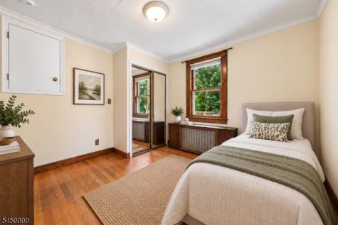327 Saint Cloud Avenue West Orange NJ 07052