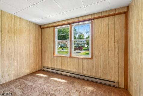 327 Saint Cloud Avenue West Orange NJ 07052