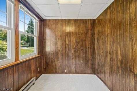 327 Saint Cloud Avenue West Orange NJ 07052