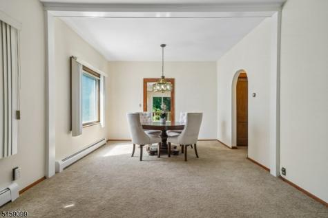 327 Saint Cloud Avenue West Orange NJ 07052