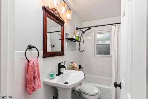 12 Cook Street Butler NJ 07405
