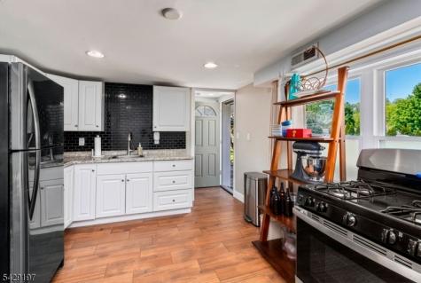 12 Cook Street Butler NJ 07405