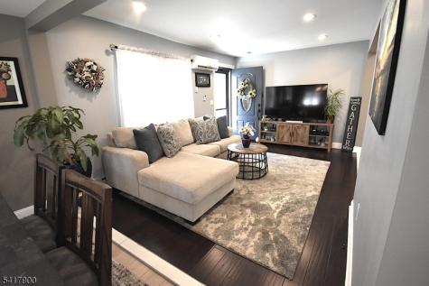 33 Alabama Avenue Jefferson NJ 07849