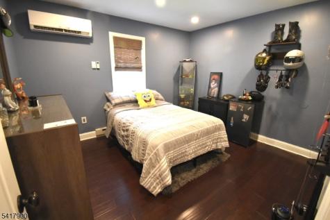 33 Alabama Avenue Jefferson NJ 07849