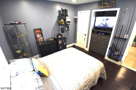 33 Alabama Avenue Jefferson NJ 07849