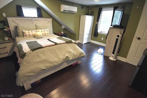 33 Alabama Avenue Jefferson NJ 07849