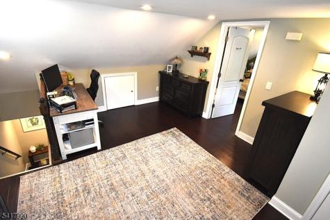 33 Alabama Avenue Jefferson NJ 07849