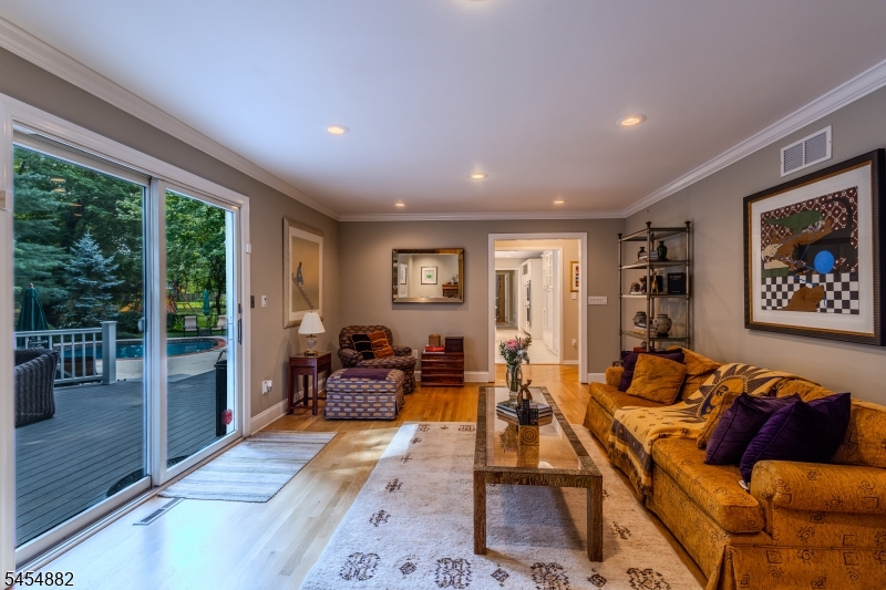 6 Burlington Lane East Brunswick NJ 08816