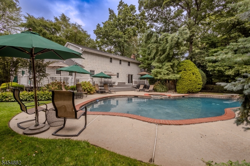 6 Burlington Lane East Brunswick NJ 08816