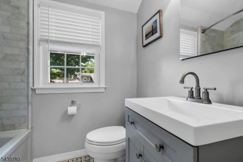 2385 Whittier Avenue Scotch Plains NJ 07076