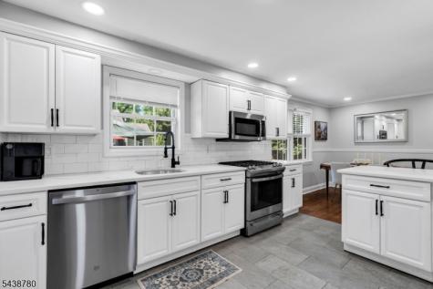 2385 Whittier Avenue Scotch Plains NJ 07076