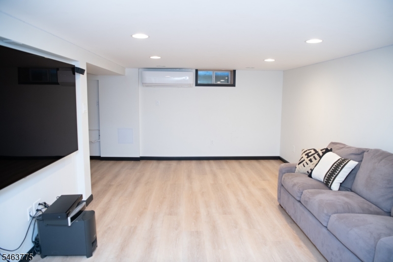 335 Watchung Avenue Bloomfield NJ 07003
