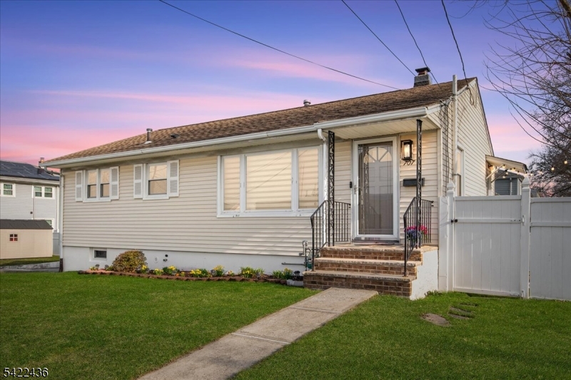 707 Kingston Avenue Kenilworth NJ 07033