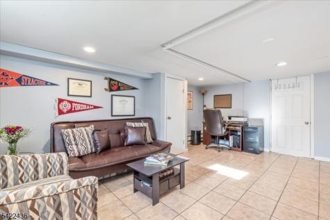 707 Kingston Avenue Kenilworth NJ 07033
