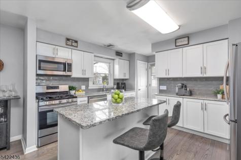 707 Kingston Avenue Kenilworth NJ 07033