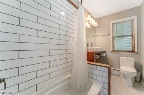 13 Maple Avenue Frenchtown NJ 08825