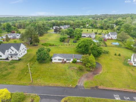 13 Maple Avenue Frenchtown NJ 08825